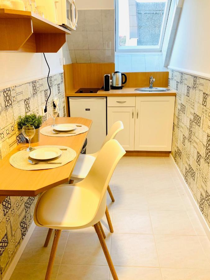 Barackvirag Vendeghaz Hotell Tihany Exteriör bild